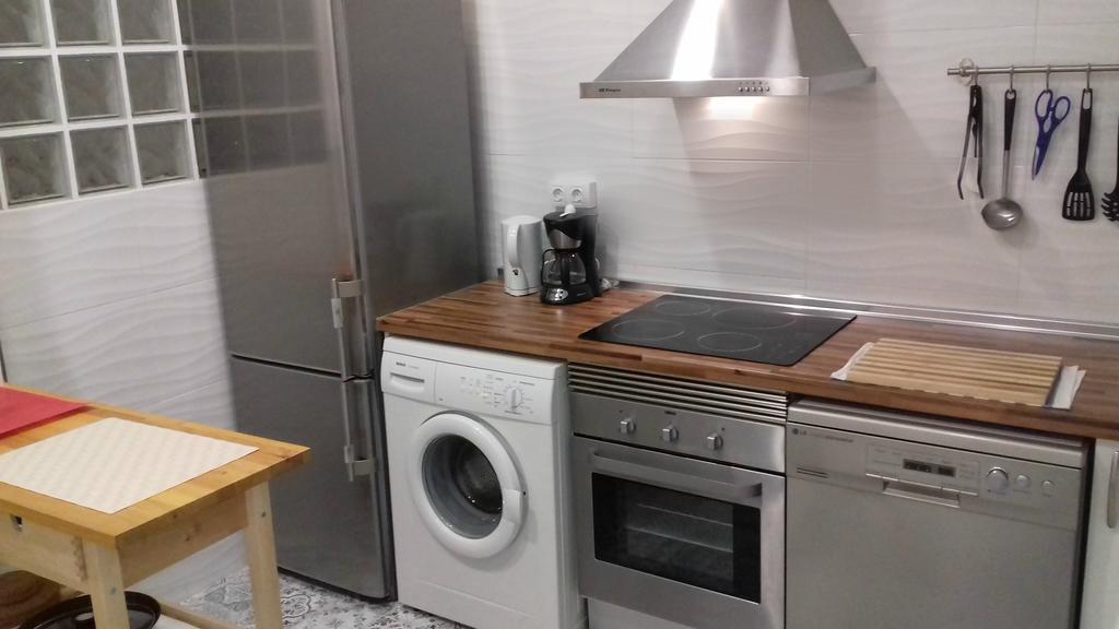 Apartment On Carrer Del Dr. Lluch บาเลนเซีย ภายนอก รูปภาพ
